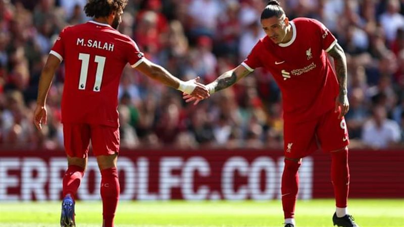 صلاح يقود ليفربول