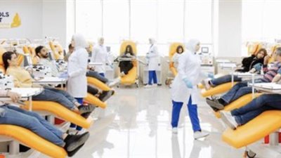 وصول أولى شحنات دواء 