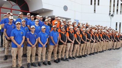 بعد التراشق بالكراسي.. «الداخلية» تؤكد احتواء الأزمة بين جماهير الإسماعيلي والمصري