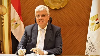 احتفالا بـ عيد الميلاد المجيد.. وزير التعليم العالي يرفع حالة الاستعداد بالمستشفيات الجامعية