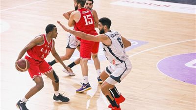 منتخب مصر يسيطر ويصعد للمباراة النهائية بعد تجاوز عقبة الإمارات