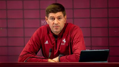 ما هي الشروط التي طلبها جيرارد من إدارة الاتفاق لتولي المهمة؟