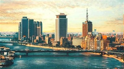 حريق ضخم في سفينة البضائع Beata Alfa والخارجية المصرية تتابع حالة المصريين المصابين