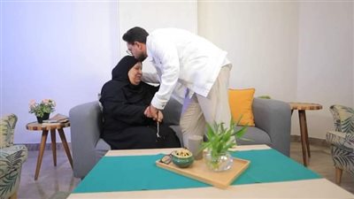 في حلقة خاصة.. أحمد فايق يعزي الليلة أسرة الشهيد يُوسف 