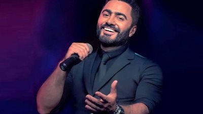 نفاذ الدفعة الأولى من تذاكر حفل تامر حسني في القاهرة الجديدة