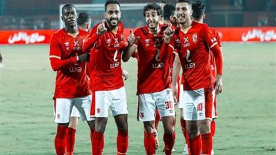 الأهلي إلى نهائي كأس مصر بعد اكتساح سموحة بثلاثية