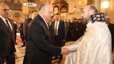 محافظ القاهرة يشهد احتفال الأرمن الأرثوذكس بعيد الميلاد المجيد (صور)