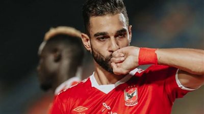 الاهلي يضع اللمسات الاخيره لتجديد عقد عمرو السولية