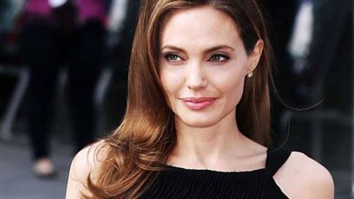 أنجلينا جولي تنتقد إسرائيل وتدعو لحماية المدنيين الفلسطينيين