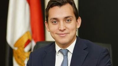 وزيرة التخطيط تُصدر قرارًا بتعيين سيف صالح معاون الوزيرة للسياسات العامة والإستثمار