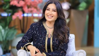 لطيفة: بعت سيارتي لإنتاج أول ألبوماتي 