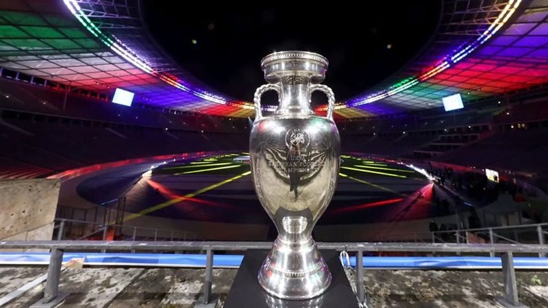 كأس أمم أوروبا||كأس