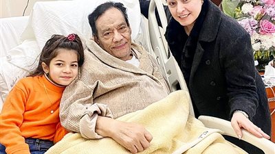 بالظهور الأول.. تعرف على الابنة الصغيرة للفنان حلمي بكر 