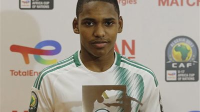 ليل يدرس مواهب أناتوف وسط رغبة الأهلي في ضمه