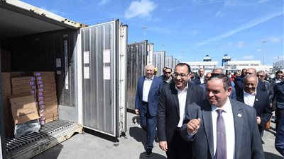 مدبولي يتفقد محطة 