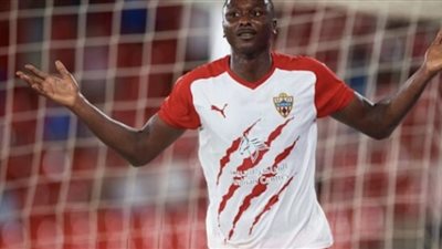 التكتيك يتغير: نيجيريا تعيش التبديل الثالث بسبب إصابة صادق