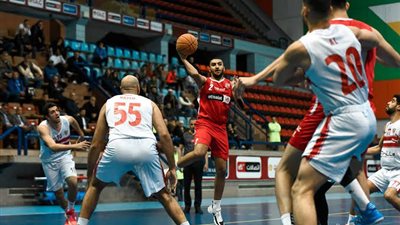 الفارس الأبيض يفوز على الأهلي في دوري سوبر السلة