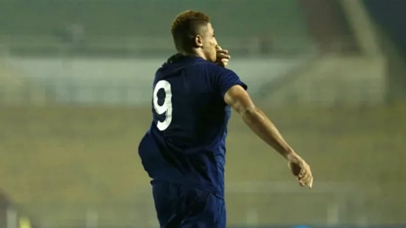 C5B89C18-5D6D-4E16-9402-2CC269735179