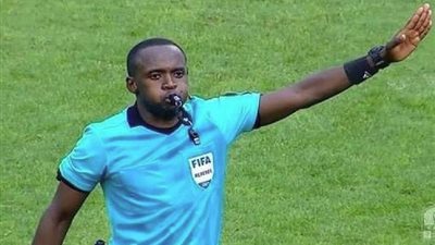 صافرة كينية.. كاف يُعلن حكام مباراة الأهلي ومازيمبي في دوري أبطال أفريقيا