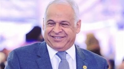 فرج عامر يعلق علي موقف موديست مع النادي الأهلي
