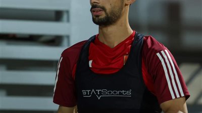 عبدالقادر يقود هجوم الأهلي أمام ذئاب الجبل بدوري نايل