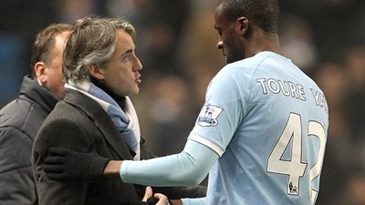 عودة يايا توريه كمساعد لروبرتو مانشيني في منتخب السعودية