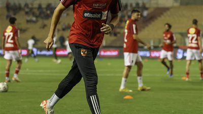 المارد الأحمر يخطف هدف بالشوط الأول أمام ذئاب الجبل