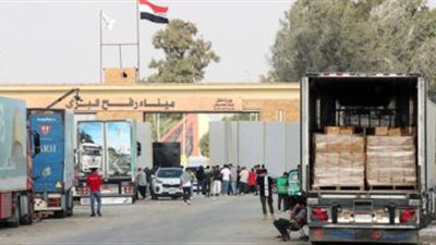 بعد ضربة إسرائيلية على سيارة إسعاف مصر ترفض إجلاء الرعايا الأجانب