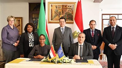 مذكرة تفاهم بين هيئة الدواء المصرية ونظيرتها بجنوب أفريقيا