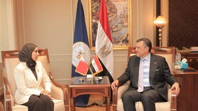 وزير السياحة يلتقي بسفيرة البحرين لبحث تعزيز التعاون بين البلدين