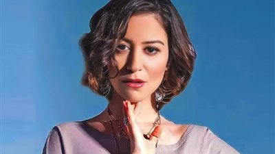 خلال أيام.. منه شلبي تستعد لتصوير مسلسلها الجديد 