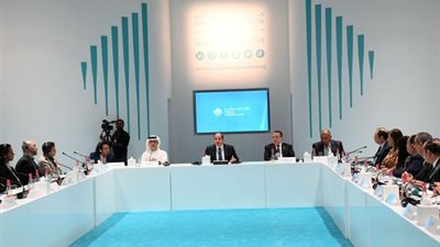 السيسي يشارك في جلسة حوارية بفعاليات القمة العالمية للحكومات