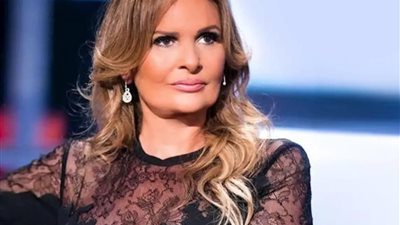 يسرا تستكمل تصوير مسلسلها الجديد في راس البر