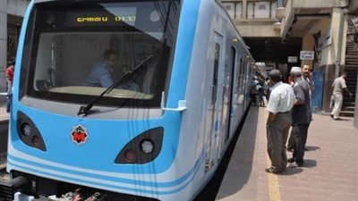 النقل توقع مذكرة لمد الخط الأول من المترو إلى شبين القناطر 