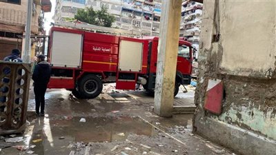 حريق هائل يلتهم محتويات شقة سكنية فى المنيب