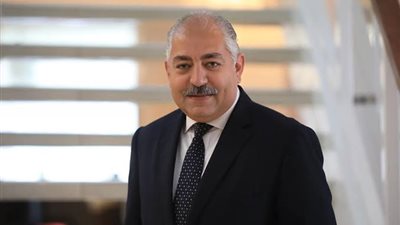 بيراميدز يتمنى الشفاء لـ العامري فاروق