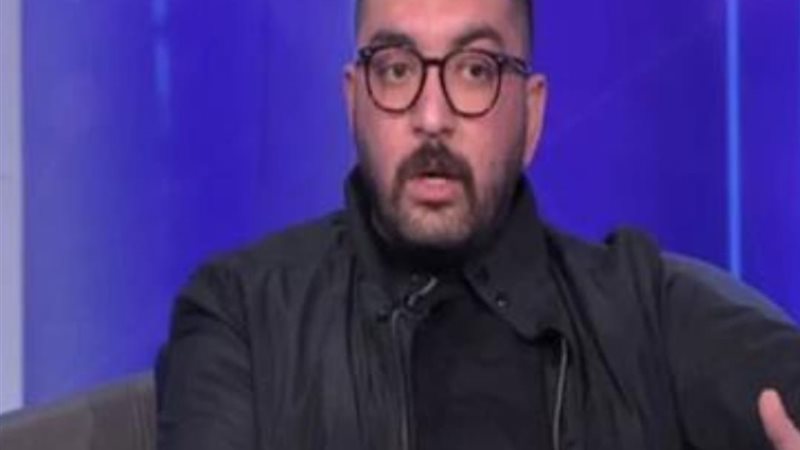 المطرب والمخرج أحمد