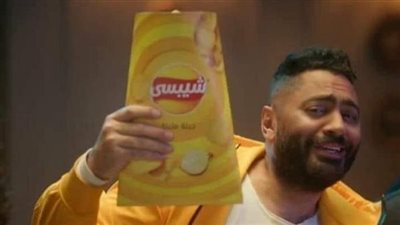 تامر حسني يثير الجدل بمشاركته في إعلان 