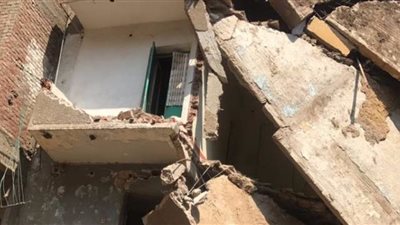 انهيار أجزاء من عقار قديم بمنطقة اللبان بالإسكندرية
