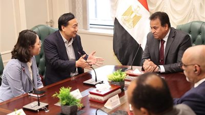 وزير الصحة يناقش مع هواوي مستجدات التعاون في القطاع الصحي