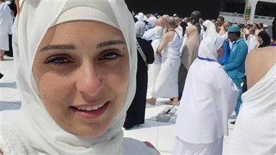 بعد عودتها من العمرة.. حقيقة اعتزال الفنانة نورهان شعيب الفن وارتداءها الحجاب