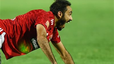 موسم كروي مليء بالإنجازات يختتم بتعادل الأهلي مع حرس الحدود في ليلة تكريم البطل