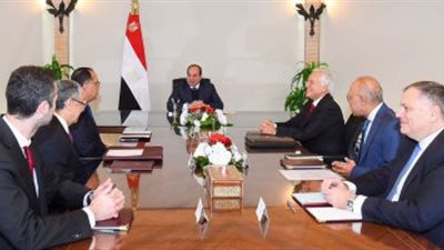  السيسى يبحث تطورات مشروعي 