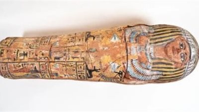 تابوت مصري يعود لوطنه بعد تهريبه