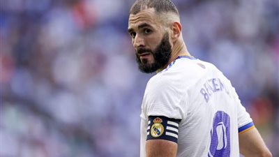 توابع الصدمة.. بنزيما يواصل هجومه على الفيفا بعد جوائز the best 