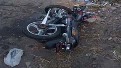 اختل توازنه.. مصرع شخص إثر انقلاب دراجة نارية بالفيوم