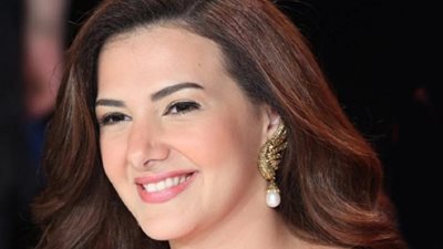 الحياة خلف الستار.. رسالة قوية من دنيا سمير غانم لجمهورها الوفي