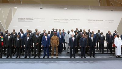 السيسي يُشارك فى فعاليات اليوم الثاني للقمة الإفريقية الروسية