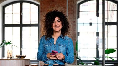 رد عنيف من ملكة جمال ألمانيا بعد تعرضها للتنمر.. تعرف على آبامة