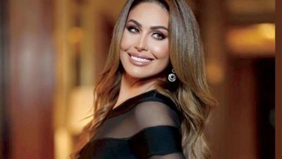 إطلالة ملفتة.. مي سليم تتألق بفستان جرئ على إنستجرام